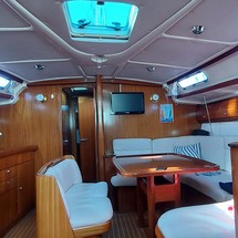 Bavaria 44