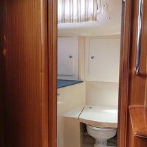Bavaria 44