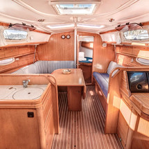 Bavaria 33