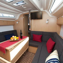 Bavaria 37 Cruiser