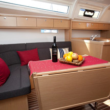 Bavaria 37 Cruiser