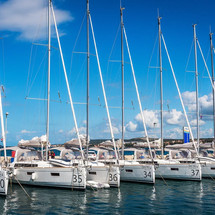 Beneteau Oceanis 38.1