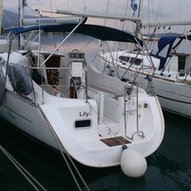 Beneteau Oceanis 323