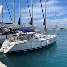 Beneteau Oceanis 323