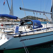 Bavaria 44