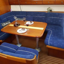 Bavaria 44