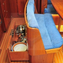 Bavaria 38