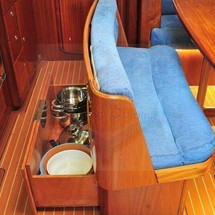 Bavaria 38