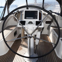 Beneteau Oceanis 37