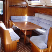 Bavaria 44