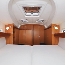 Bavaria Cruiser 36