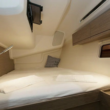 Hanse 418