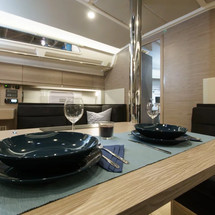 Hanse 418