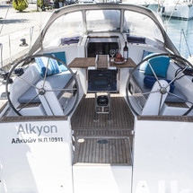 Hanse 345