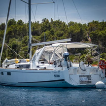 Beneteau Oceanis 35.1