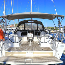Dufour 382
