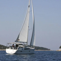 Bavaria 37 Cruiser