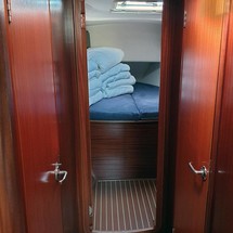 Bavaria 44