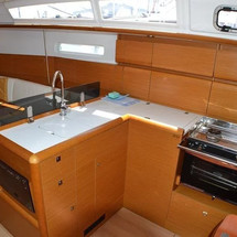 Jeanneau Sun Odyssey 379
