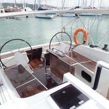 Hanse 385