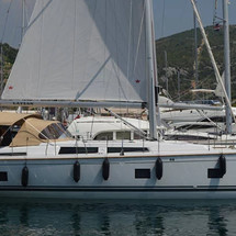 Hanse 418