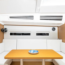 Jeanneau Sun Odyssey 410