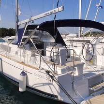 Beneteau Oceanis 38.1