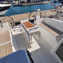 Beneteau Oceanis 38.1