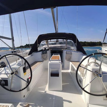 Beneteau Oceanis 38.1