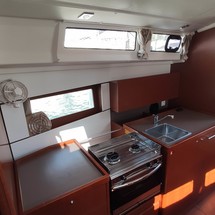 Beneteau Oceanis 38.1