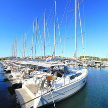 Dufour 382
