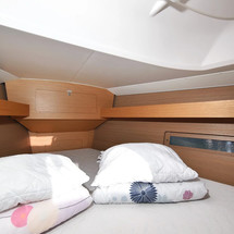 Dufour 382