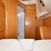 Dufour 382