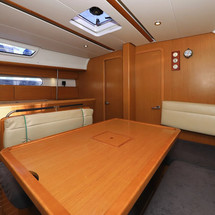Dufour 382
