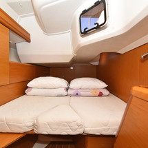 Dufour 382