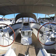 Dufour 382