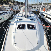 Dufour 382