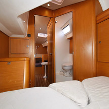 Dufour 382