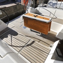 Dufour 382