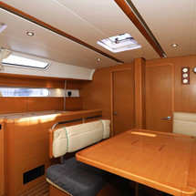 Dufour 382