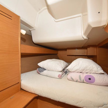 Dufour 382