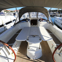 Dufour 382