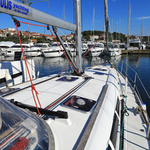Dufour 382
