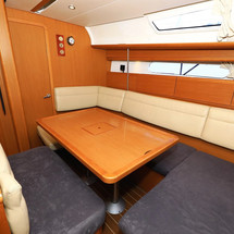 Dufour 382