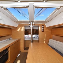 Dufour 382