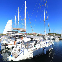 Dufour 382