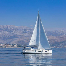 Beneteau Oceanis 38.1