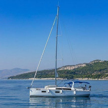 Beneteau Oceanis 38.1