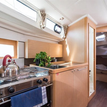 Beneteau Oceanis 38.1