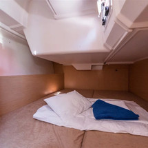 Beneteau Oceanis 38.1